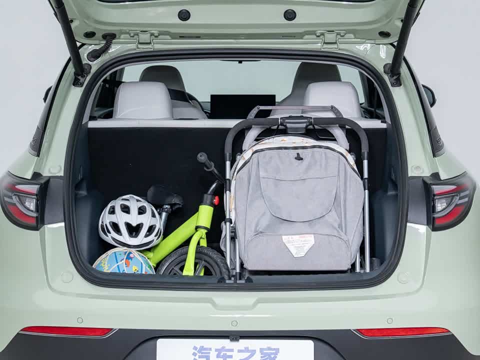 Geely Galaxy Starwish 2026 — фото 162